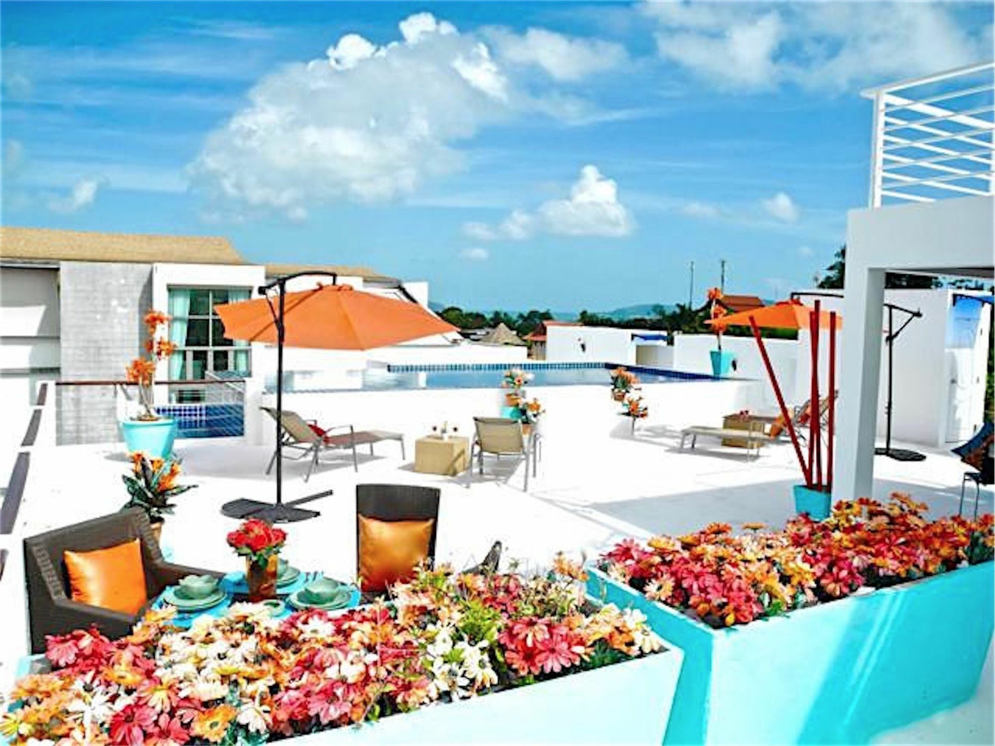 Sunrise 3 Bedrooms Modern Apartment In Nai Harn Rawai Exterior photo